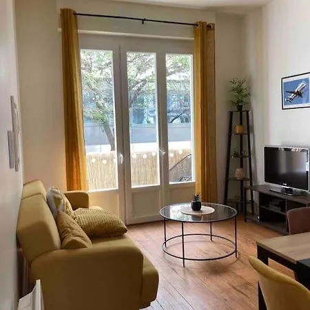 Coeur De Ville, Balcon & Parking Gratuit *