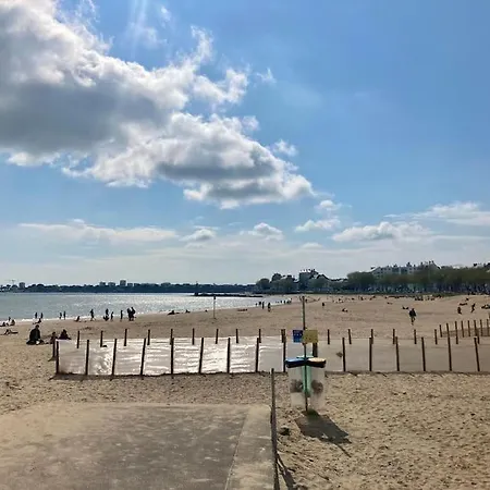 Coeur De Ville, Balcon & Parking Gratuit サン・ナゼール